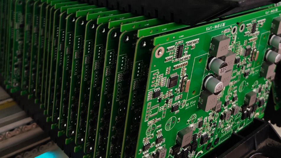 PCBA စက်ရုံများ၏ full-process အရည်အသွေးစောင့်ကြည့်လေ့လာခြင်းစနစ်ကို deciphering