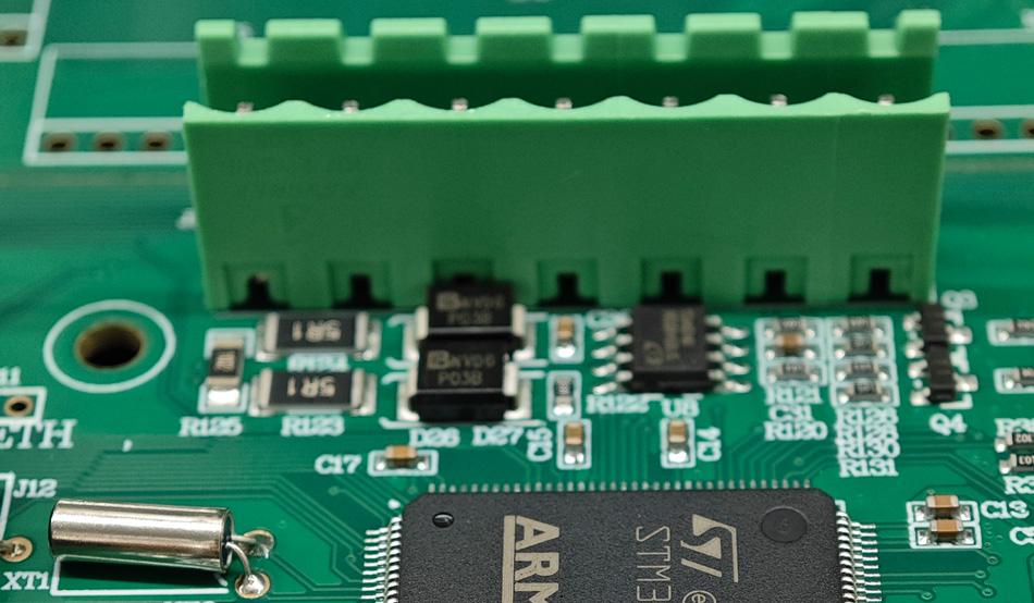 PCBA စက်ရုံများသည်အလိုအလျောက်မှထုတ်လုပ်မှုကုန်ကျစရိတ်ကိုမည်သို့လျှော့ချနိုင်မည်နည်း။